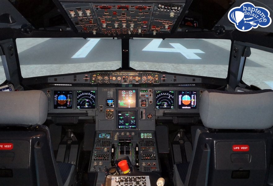 Initiation au pilotage Airbus sur simulateur à Roissy - Paris