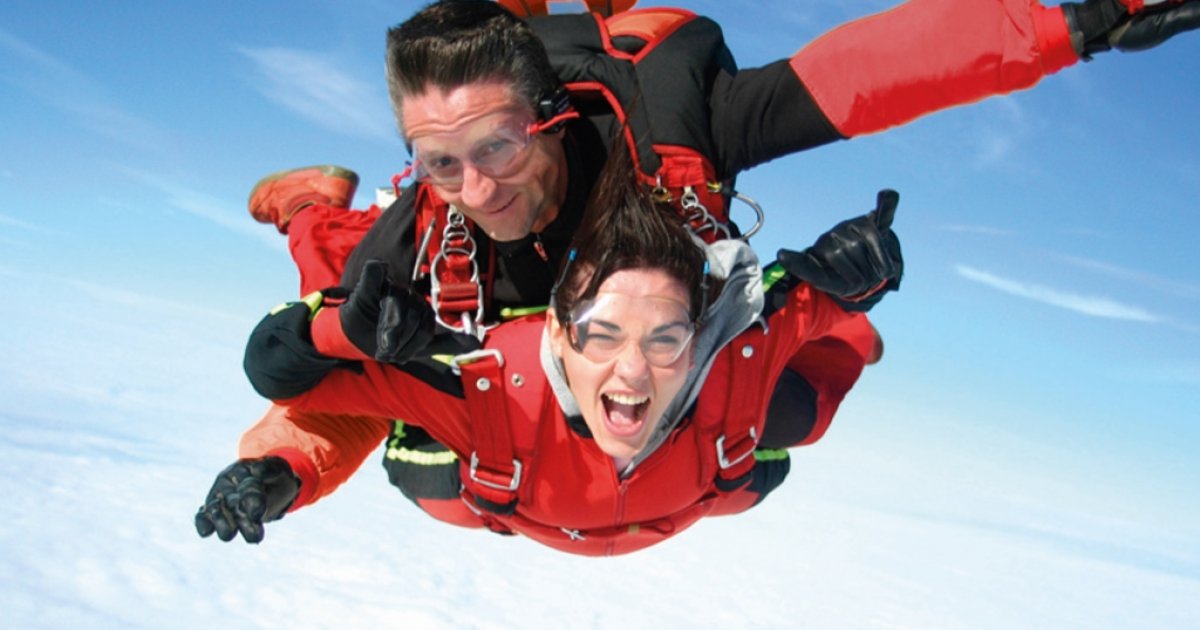 Saut parachute tandem Narbonne parachutisme Carcassonne Aude